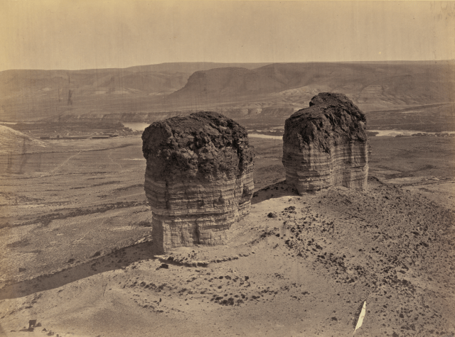 Timothy H. O'Sullivan - Buttes near Green River City, Wyoming (1872)