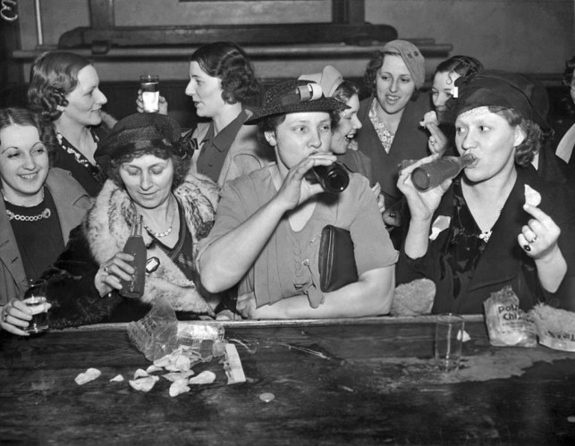 Workers' Wives celebrate end of CIO strike of Caterpillar Tractor Company - Peoria, Illinois, April 9, 1937