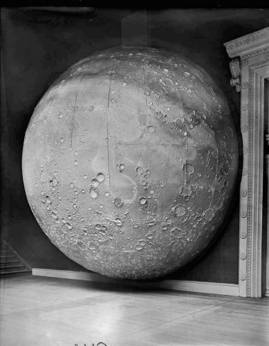 Johann Friedrich Julius Schmidt - Model Moon (1898)