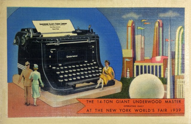 Postcard - Giant Underwood Typewriter at New York World's Fair (1939)